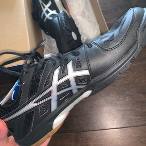 ASICS Women’s Gel Court Control Volleyball Shoes